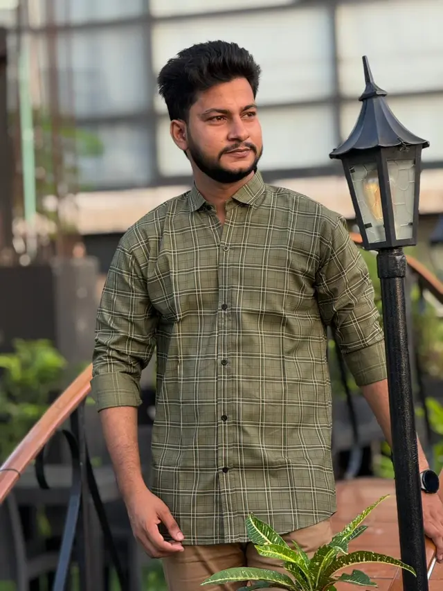 চেক শার্ট